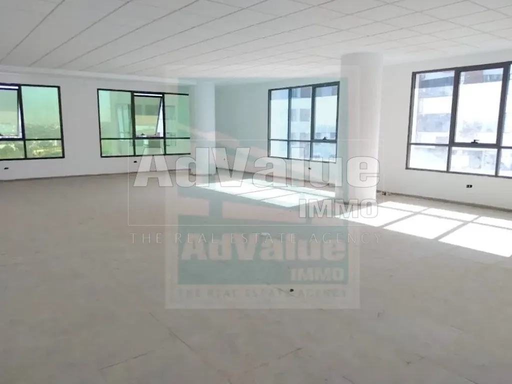 [Ref167a] DL. 783: Plateau Bureau à Sidi Maarouf
